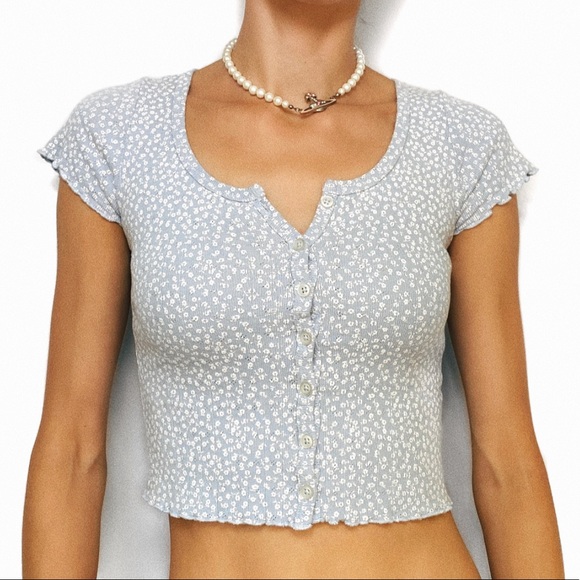 Brandy Melville button down tee - Picture 1 of 3